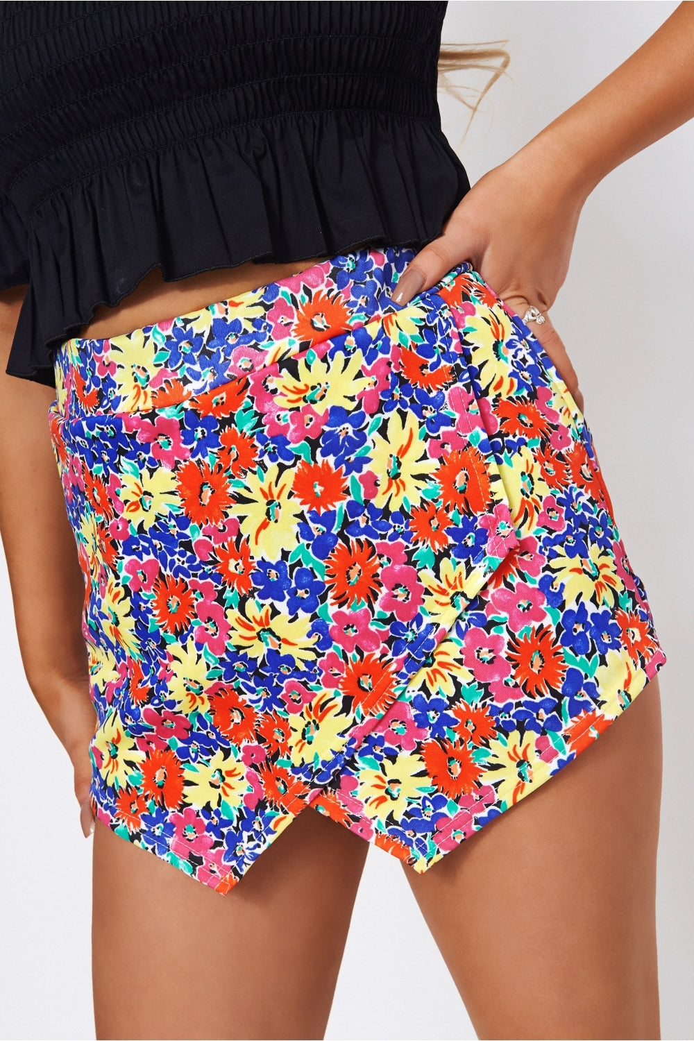 Nila Floral Skort