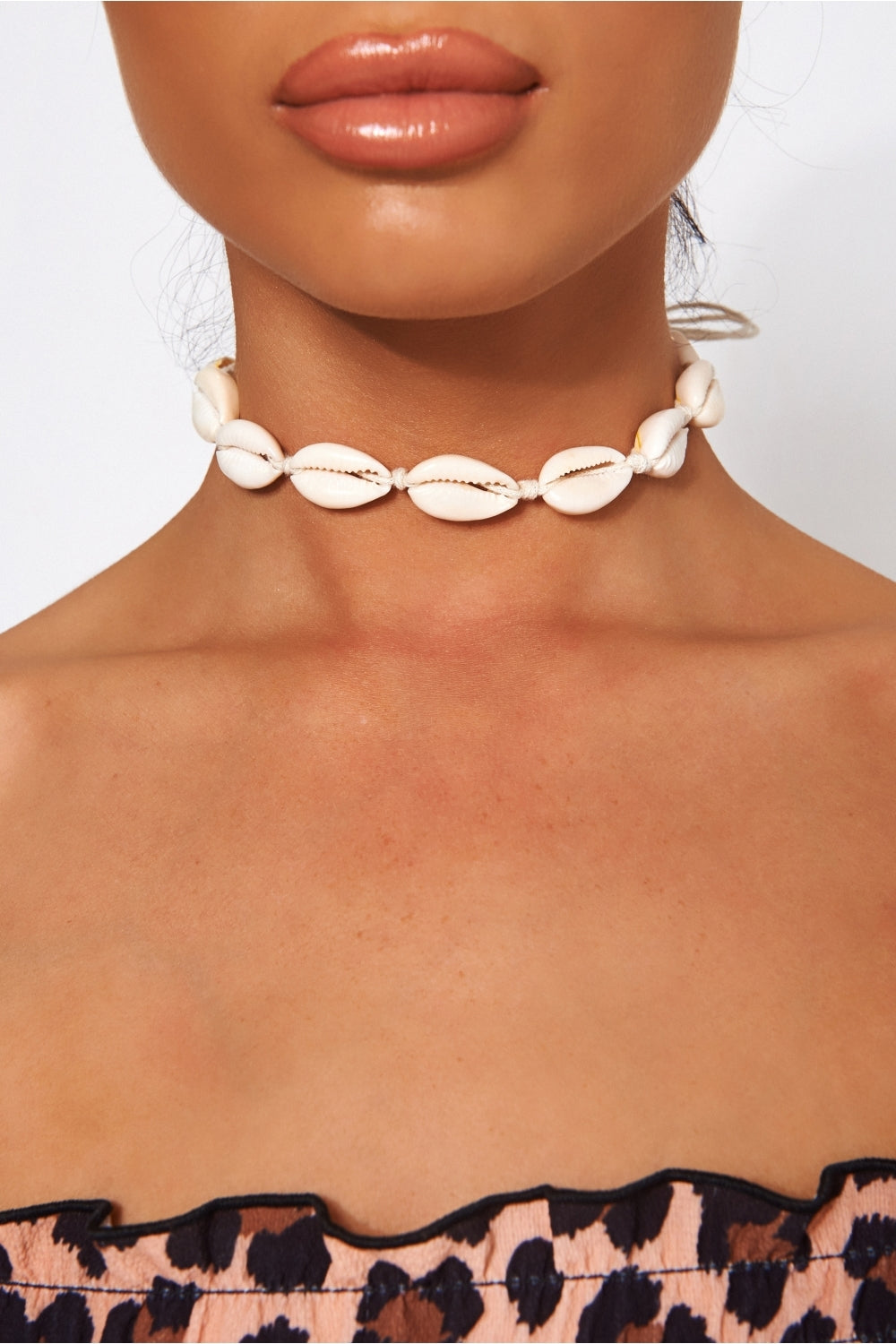 White Sea Shell Choker Necklace