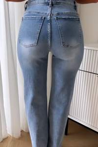 Nava Relaxed Fit Mum Jeans